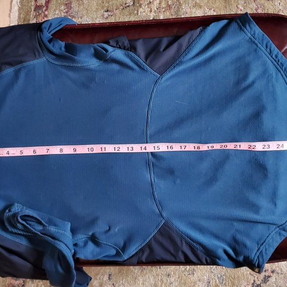 REI Co-Op Women Size M Polartec Lightweight Zip Up 2 Tone Jacket - Picture 15 of 15